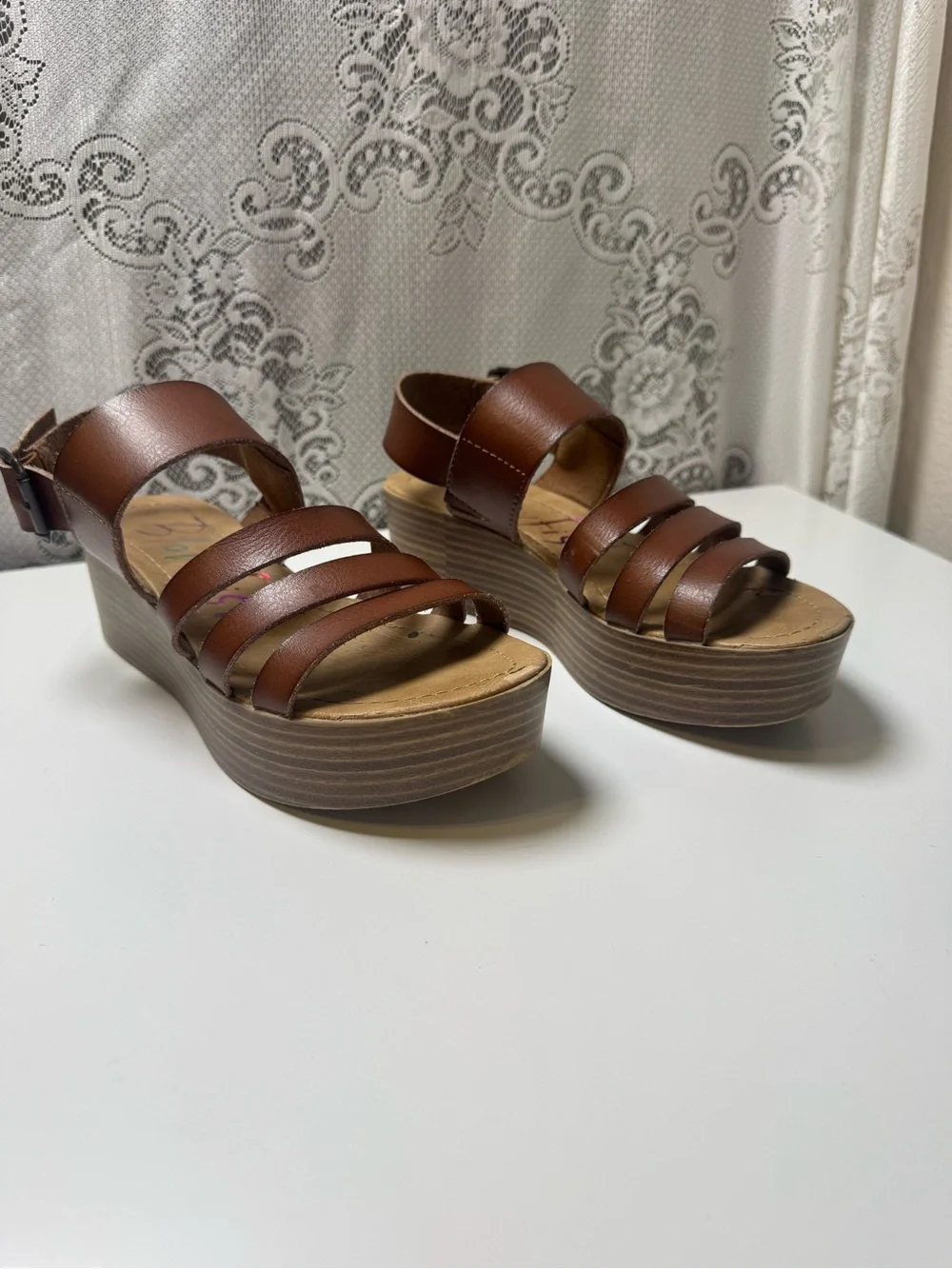 Blowfish Malibu Aurora Brown Strappy Platform Wedge Sandals, Size 6, EUC